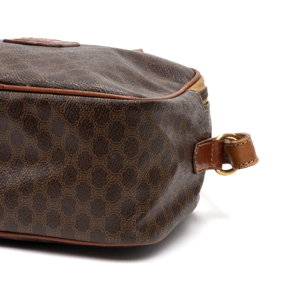 Celine Triomphe Camera - Picture 8 of 11